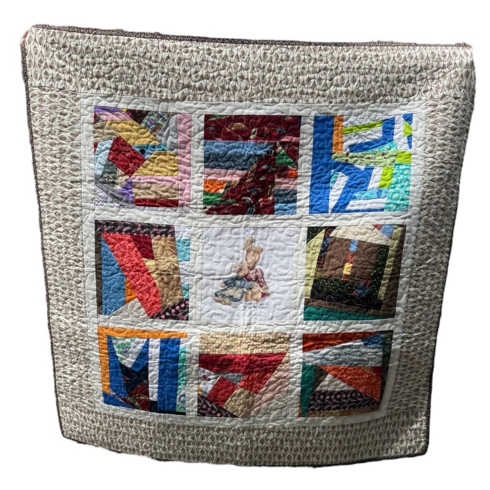 Patchwork Quilt with Multicolor Design